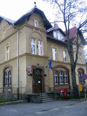 Z nożem po pieniądze
