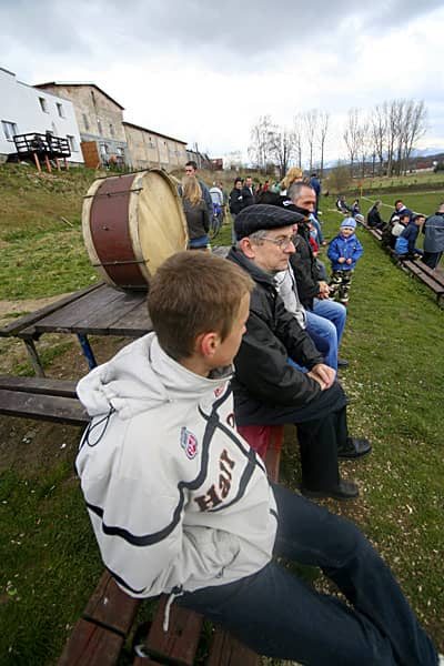 Łomnica górą w derbach