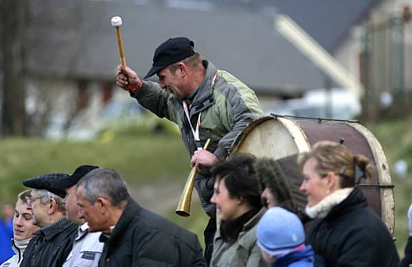 Łomnica górą w derbach