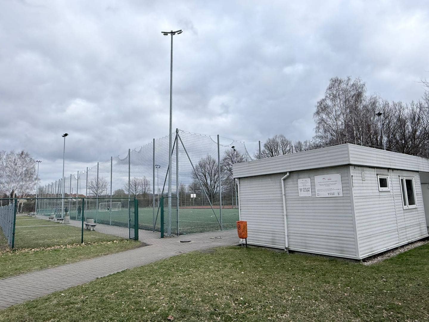 Czas na modernizację Orlika w Cieplicach