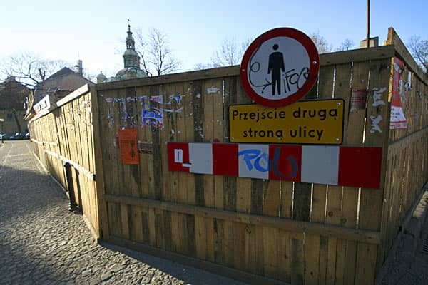 Wielu jeleniogórzan kupowało chemikalia i artykuły gospodarstwa domowego w nieistniejącym już pawilonie.