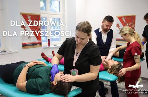 Światowy Dzień Zdrowia i Pracownika Ochrony Zdrowia. KANS kształci kadry dla systemu ochrony zdrowia