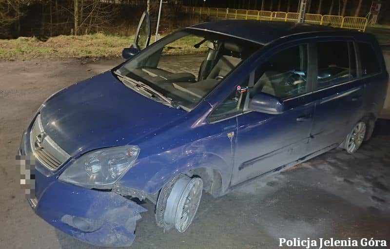Blisko 3 promile i jazda na felgach. Pijana kierująca zatrzymana w Piechowicach