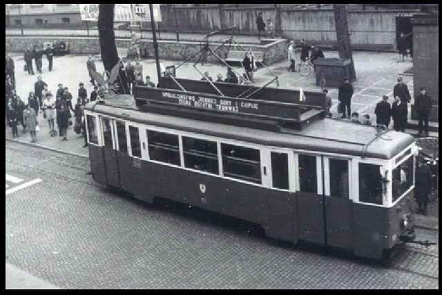 Konstal 5N na placu Bieruta. 29 kwietnia 1969 roku. Fotograf „uciął” pomnik żołnierza radzieckiego, popularnego Iwana.