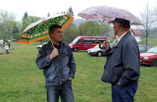 Remis liderów