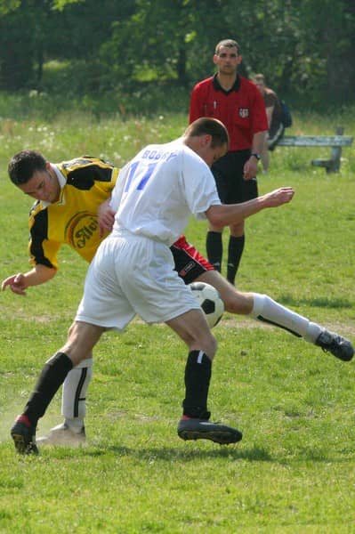 Fragment meczu Chojnik - Bobry Wojanów (5:1).