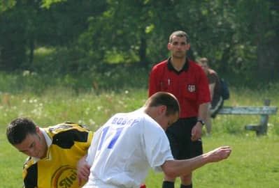 Fragment meczu Chojnik - Bobry Wojanów (5:1).