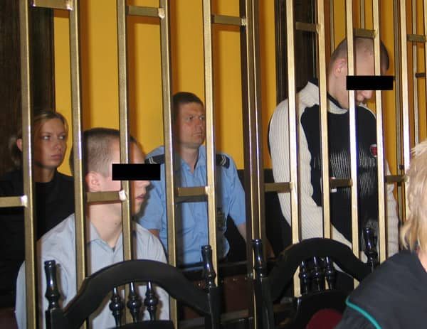 Nastolatkom grozi kara do 12 lat więzienia.
