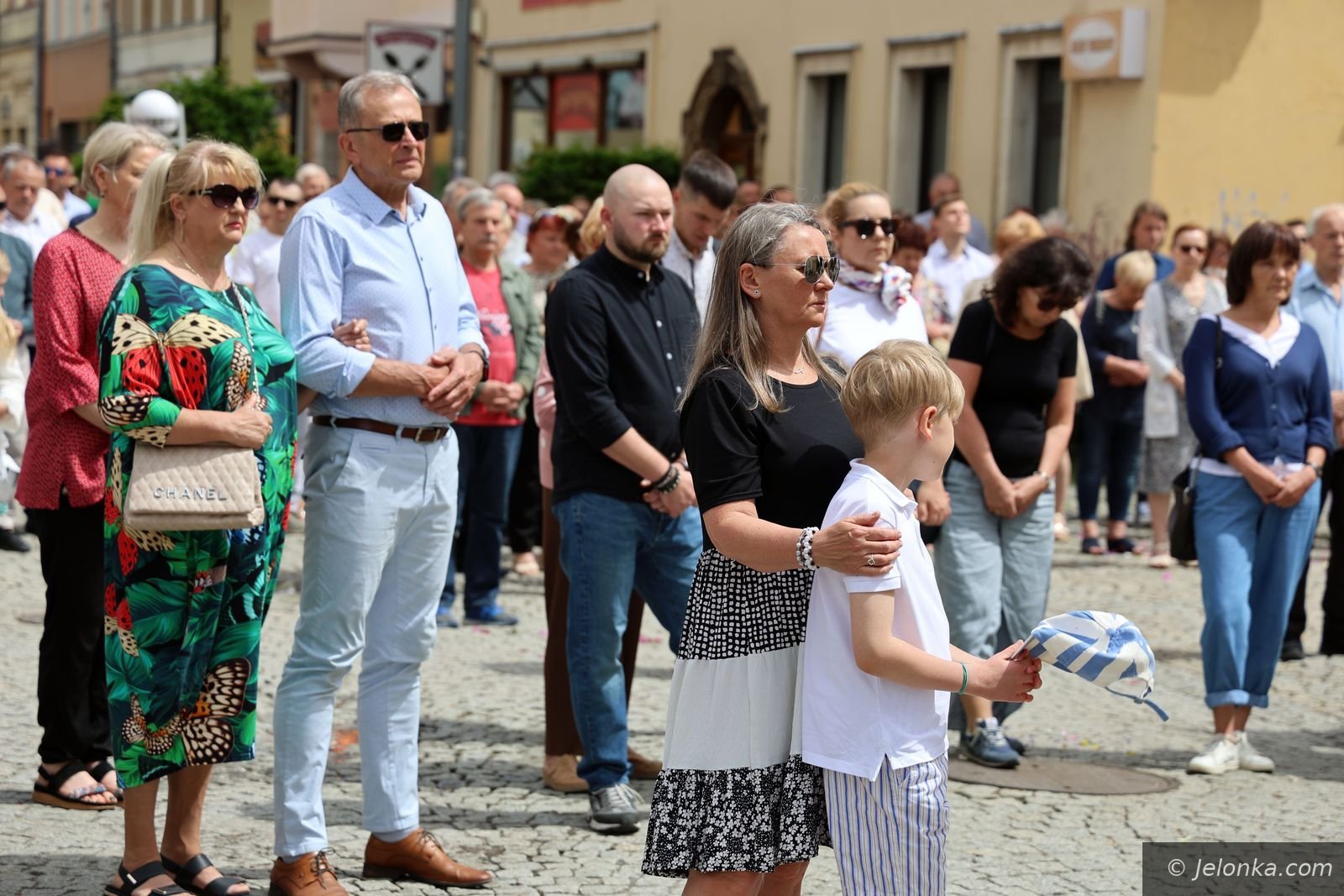 Cztery ołtarze i procesja przez miasto