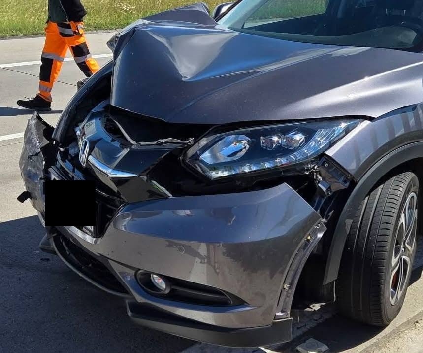 Karambol na A4, oba pasy zablokowane!