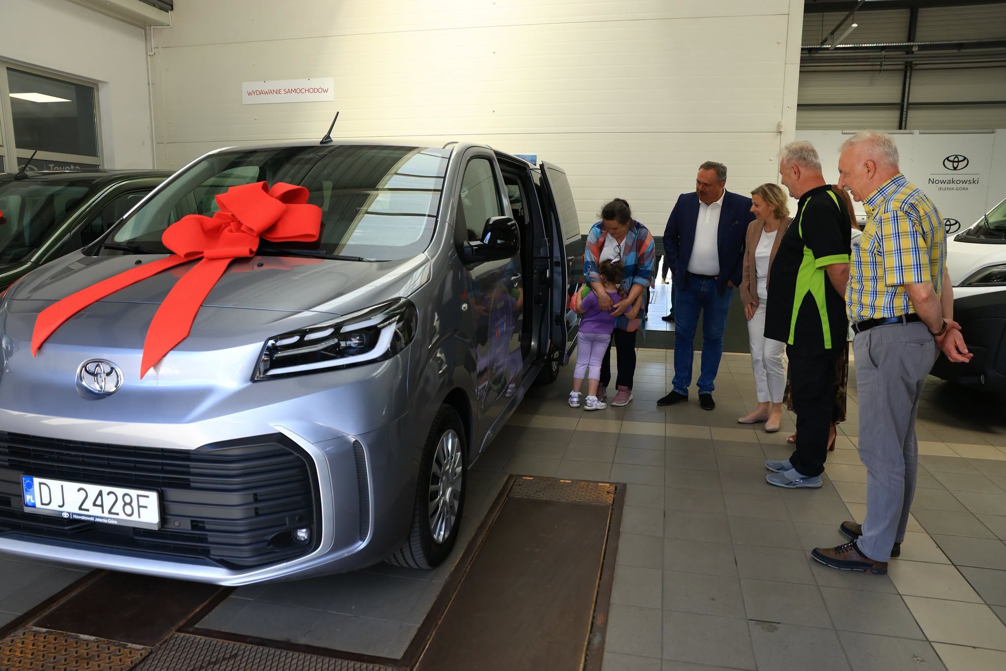 Nowe auta dla rodzin zastępczych
