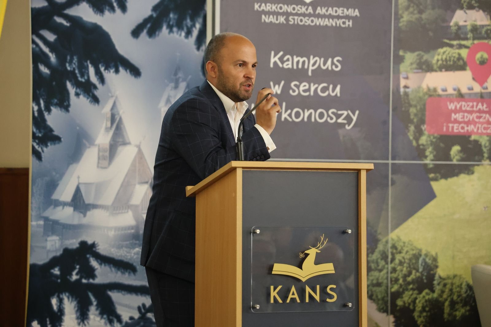 Konferencja w KANS o wykluczeniu komunikacyjnym