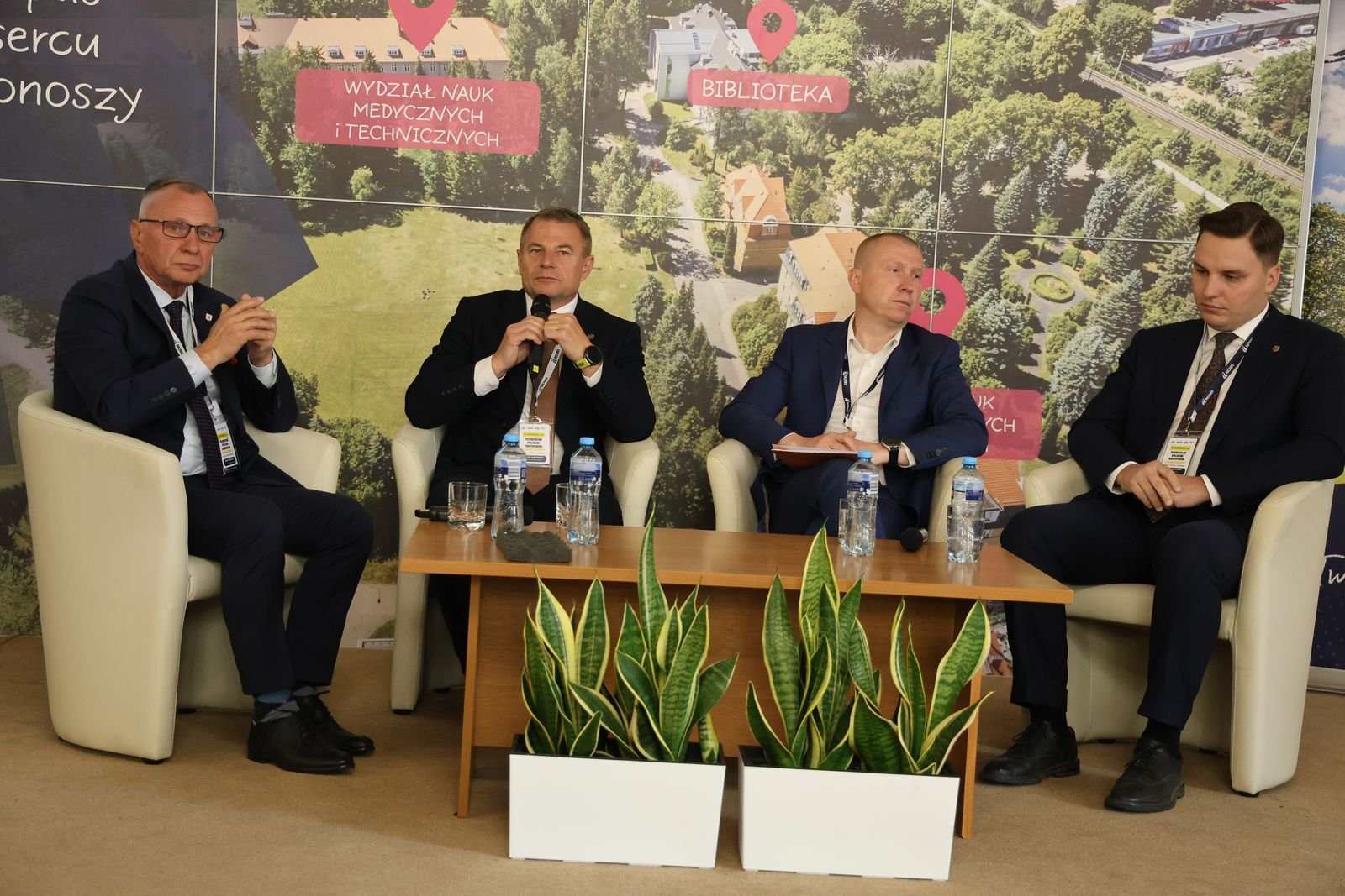 Konferencja w KANS o wykluczeniu komunikacyjnym