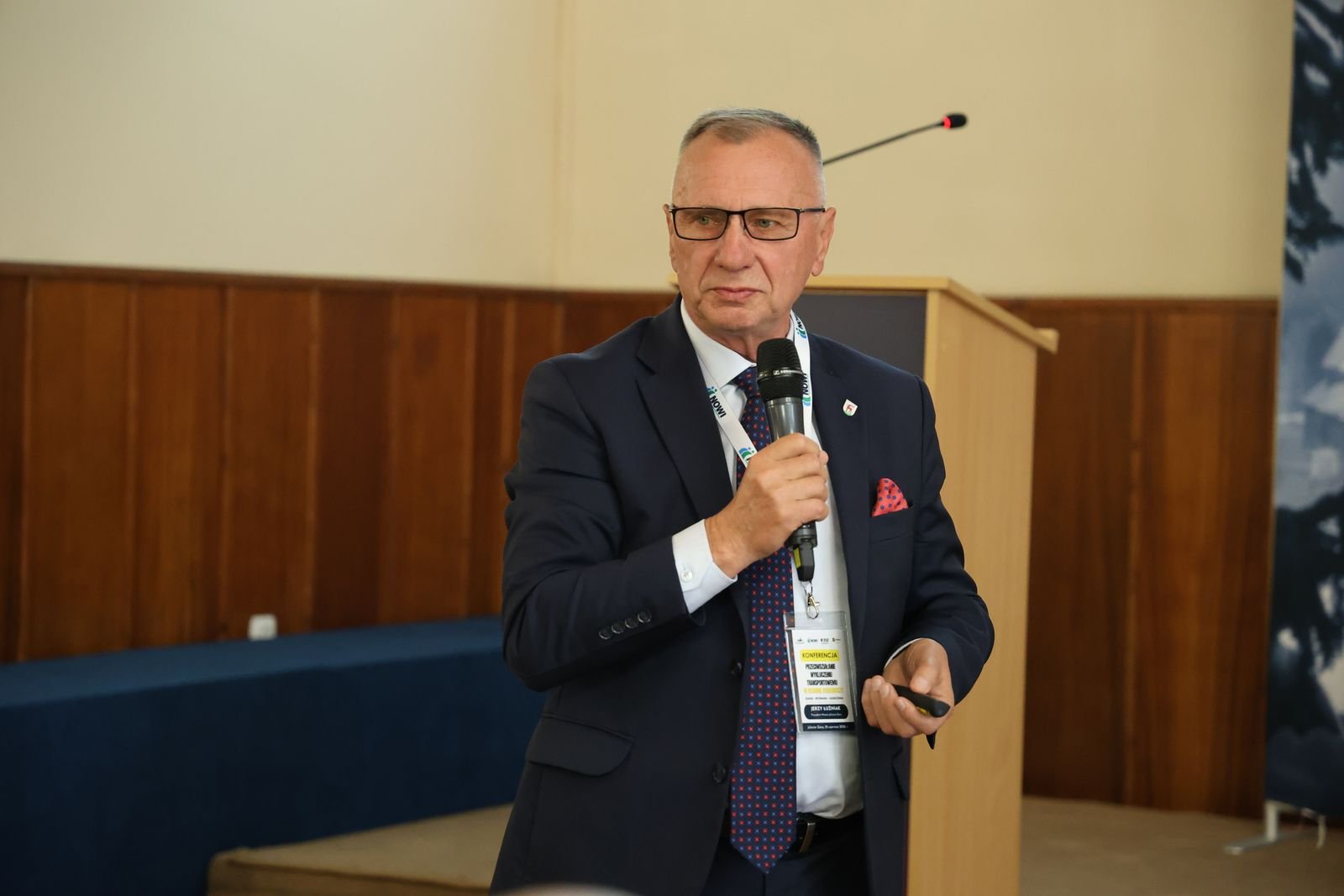 Konferencja w KANS o wykluczeniu komunikacyjnym