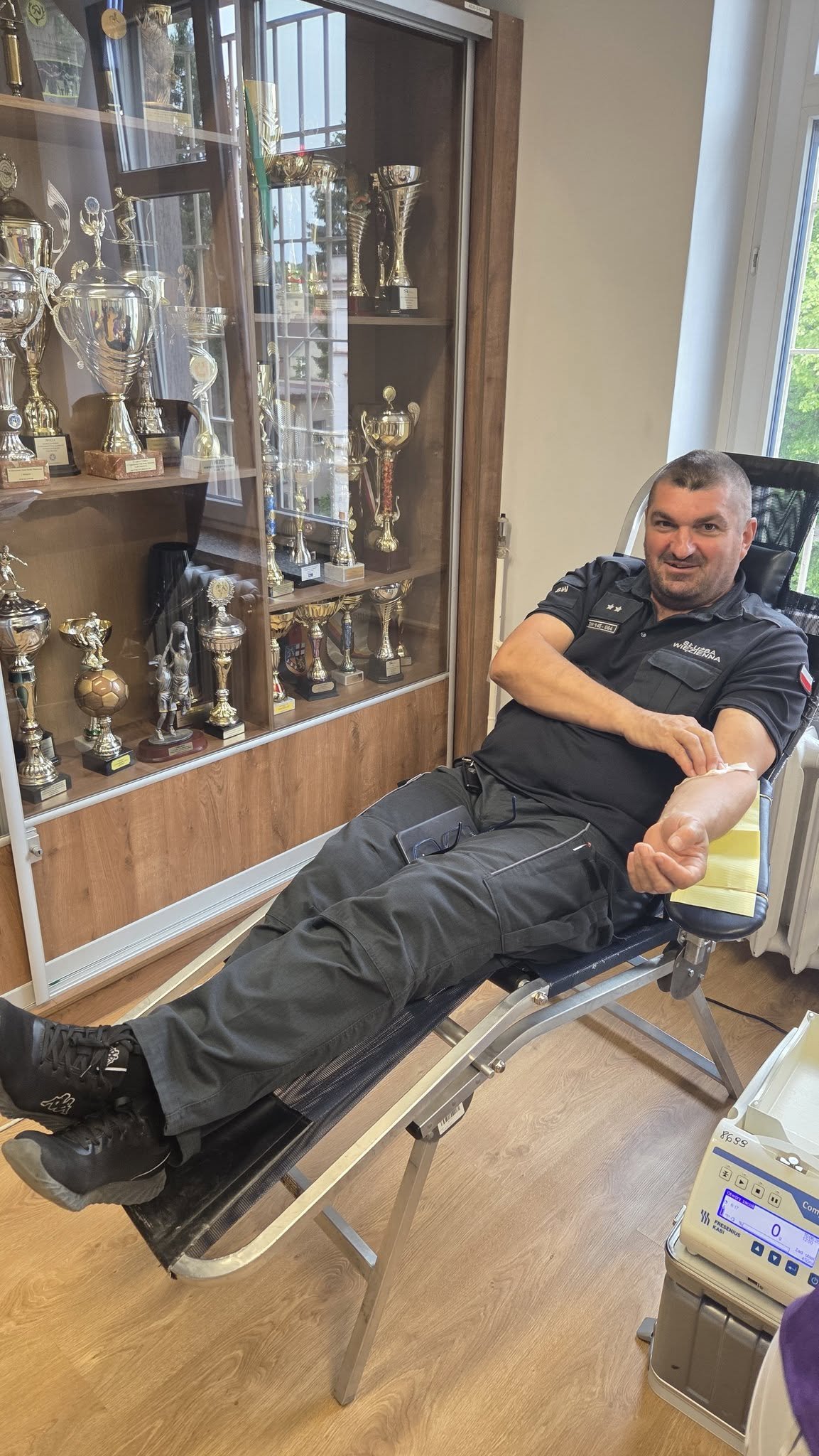 Mundurowi podzielili się krwią