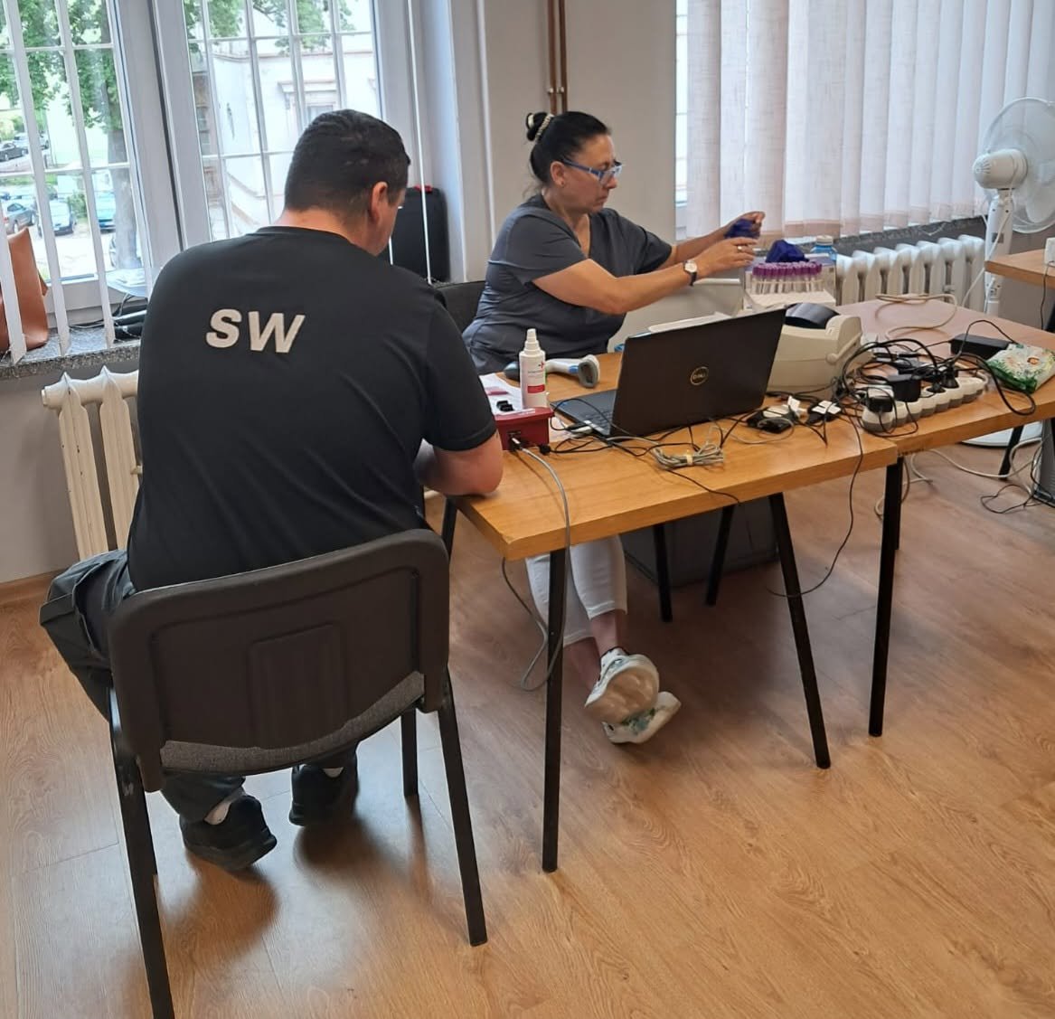 Mundurowi podzielili się krwią