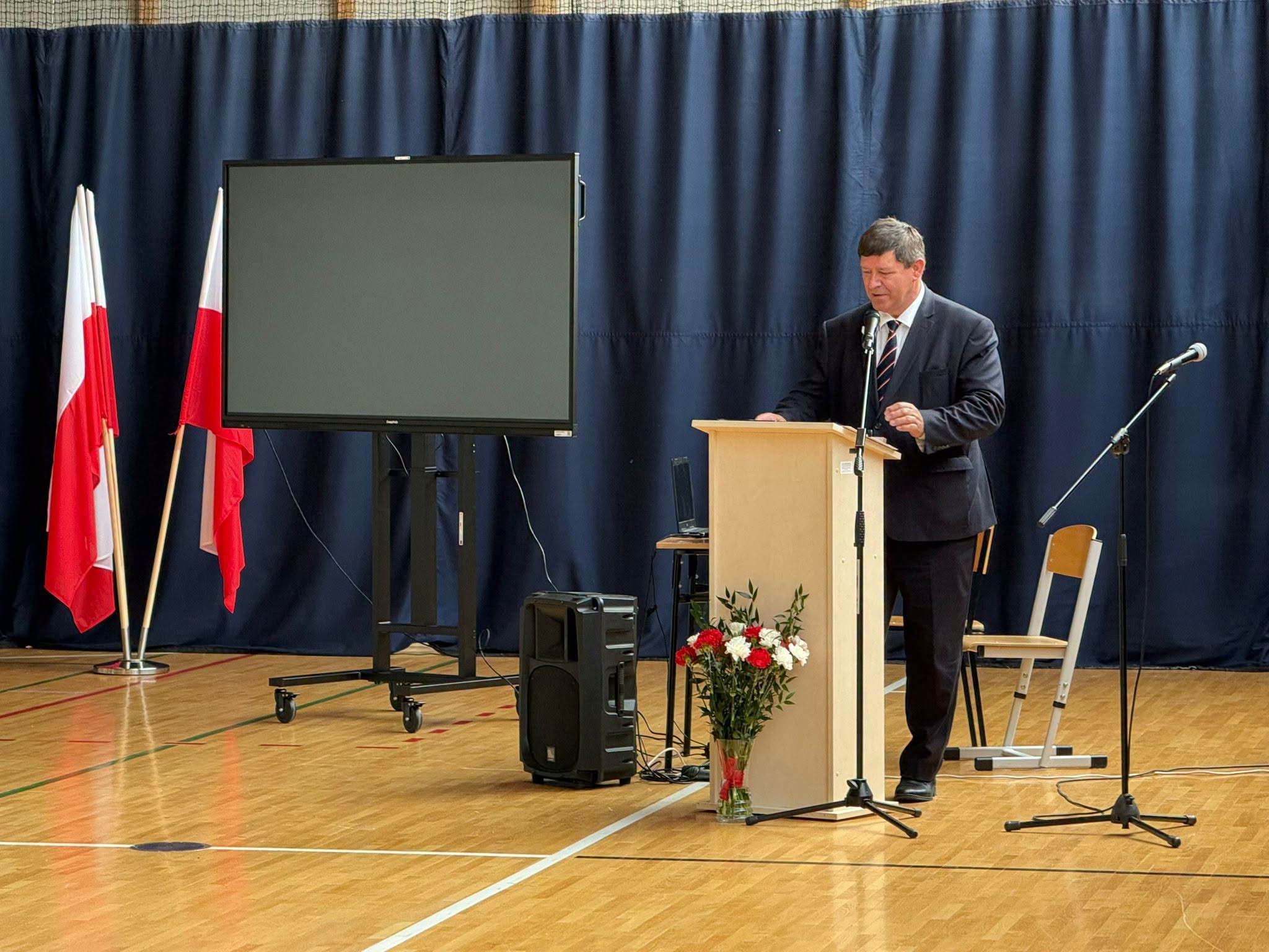 Jubileusz szkoły w Jeżowie Sudeckim