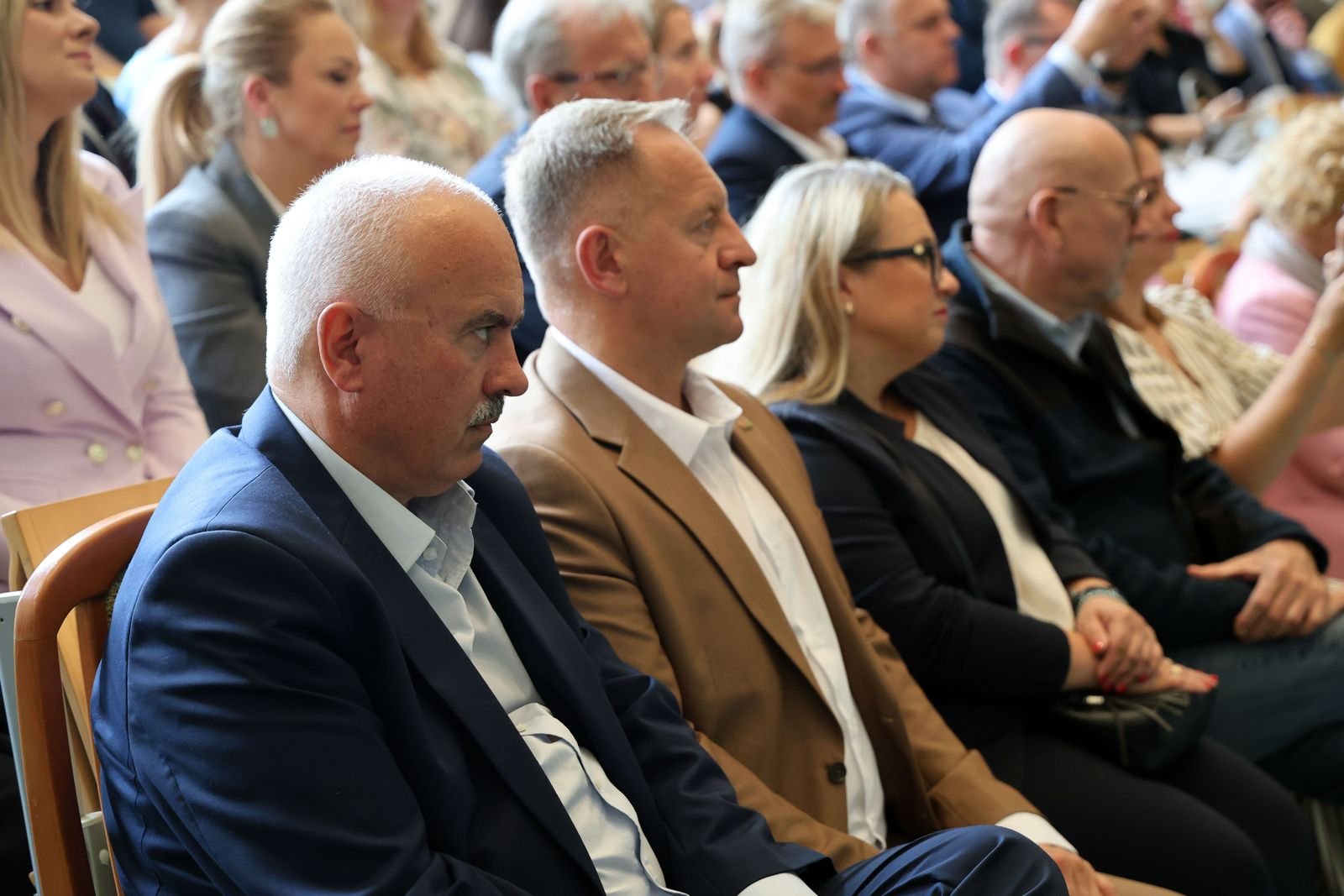 Młodzi liderzy odebrali dyplomy