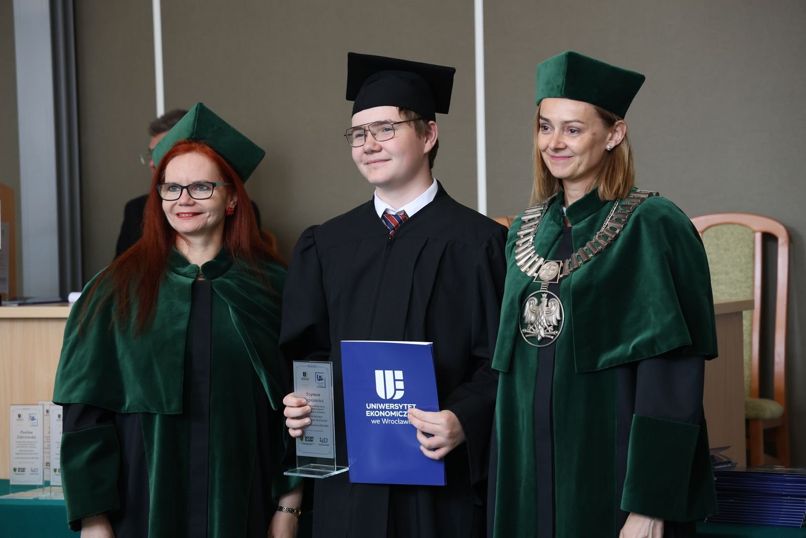 Młodzi liderzy odebrali dyplomy