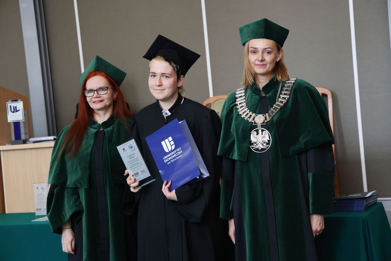 Młodzi liderzy odebrali dyplomy