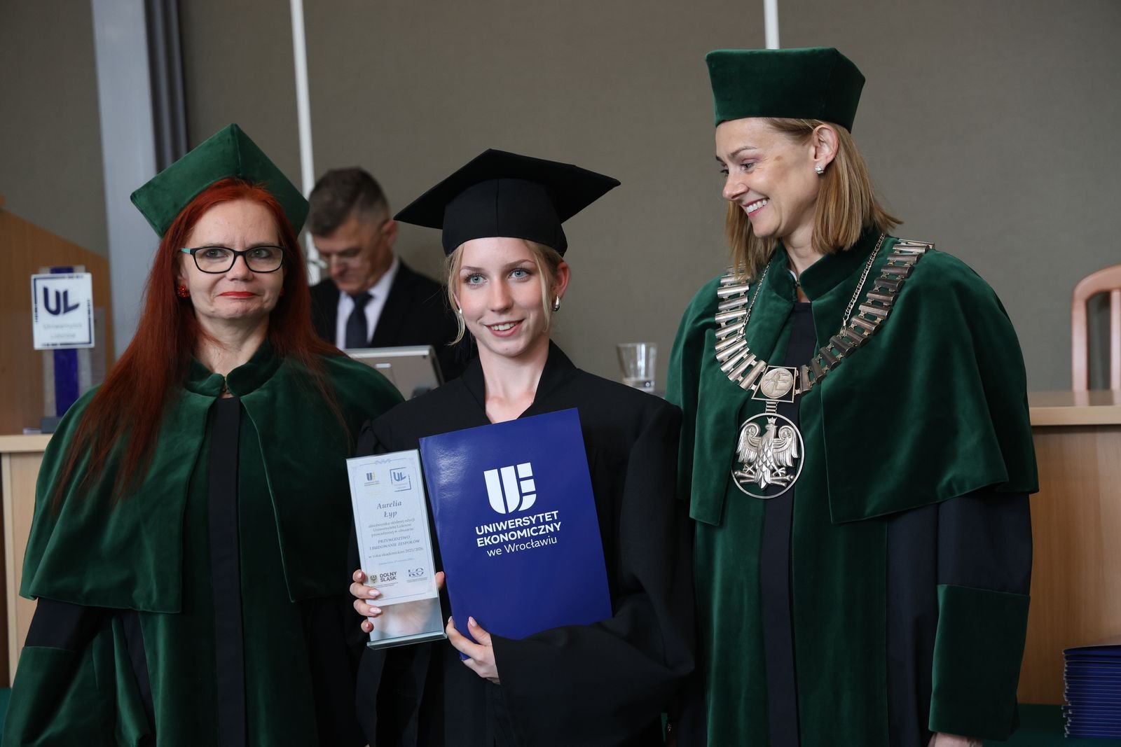 Młodzi liderzy odebrali dyplomy