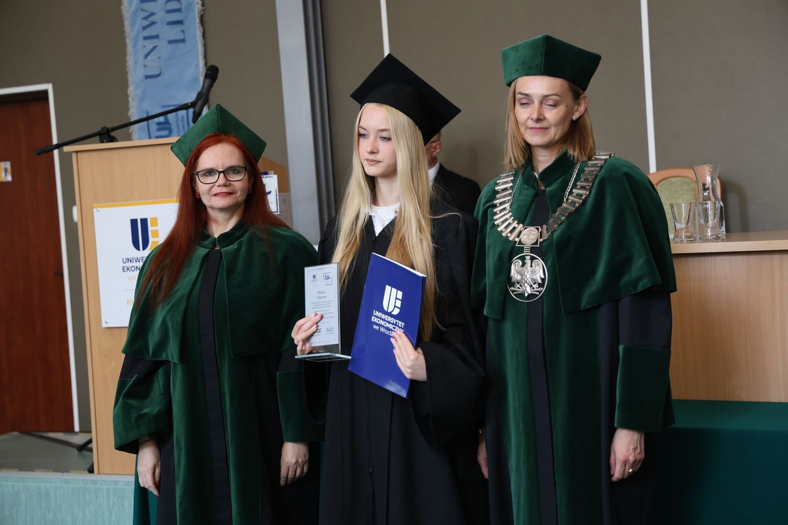 Młodzi liderzy odebrali dyplomy