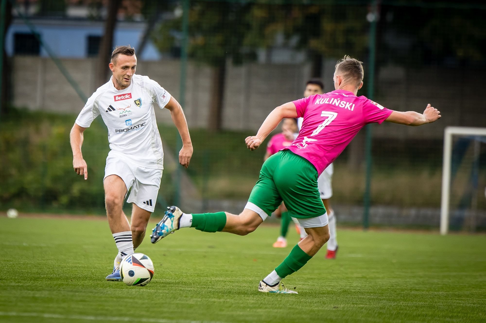 "Psim swędem" Karkonosze zostają w III lidze?