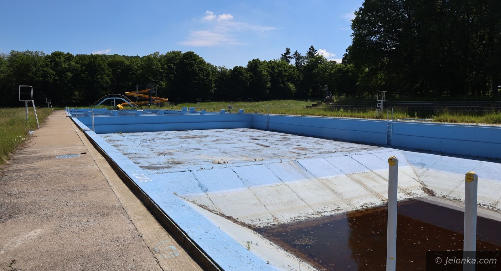Umowa na projekt basenu przy Sudeckiej