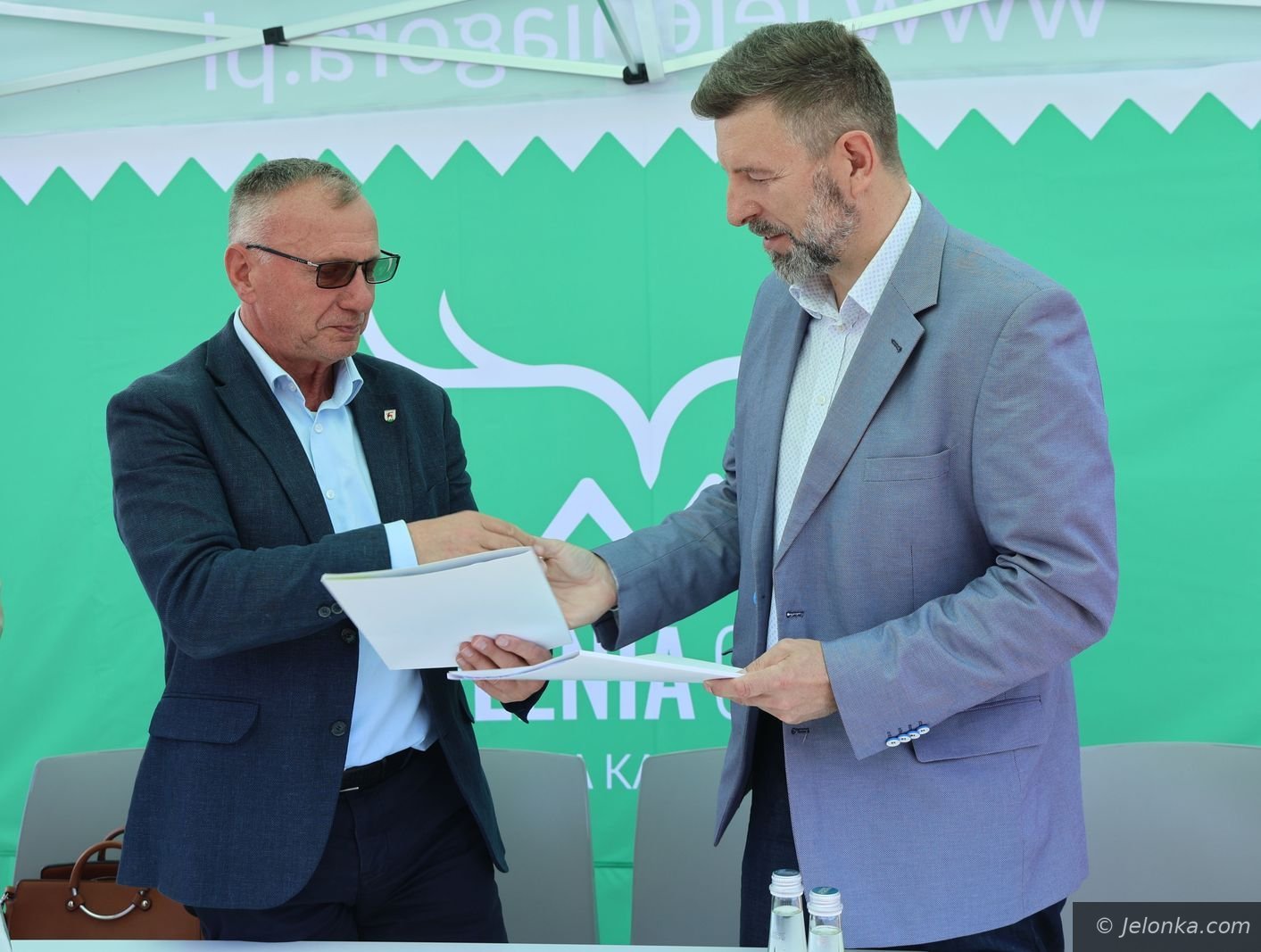 Umowa na projekt basenu przy Sudeckiej