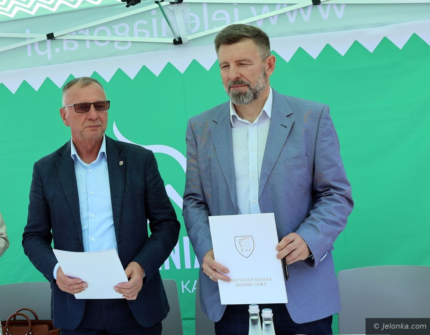 Umowa na projekt basenu przy Sudeckiej