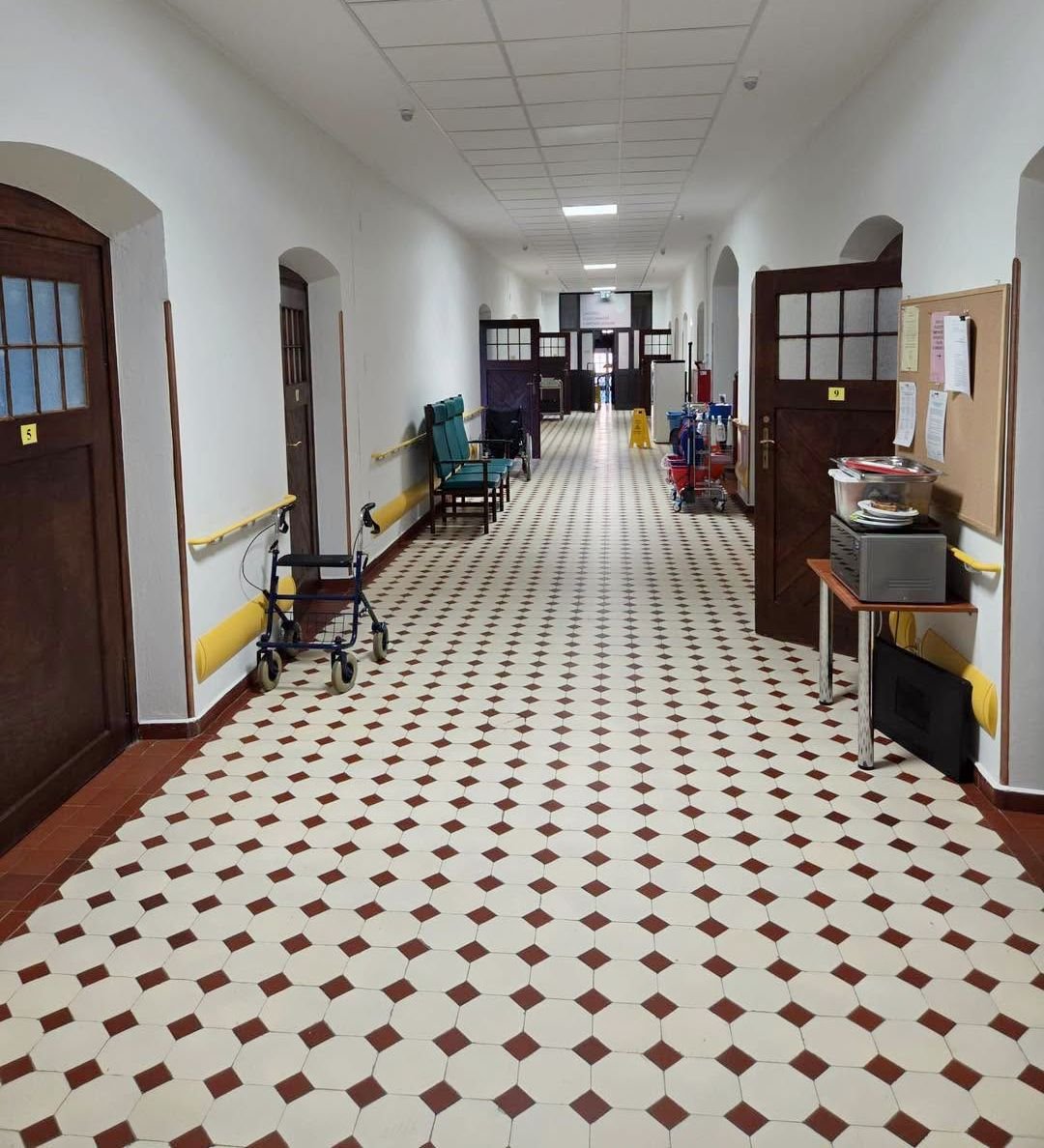 Szpital z odnowionymi oddziałami
