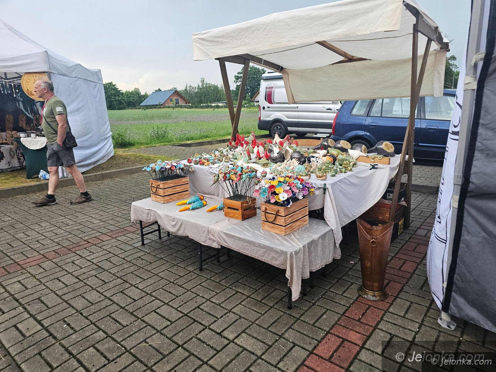 Rzemiosło, muzyka i warsztaty pod Chojnikiem