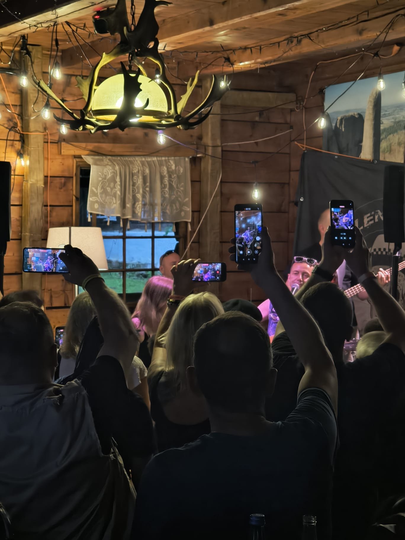 Koncert Leniwca w Szwajcarce