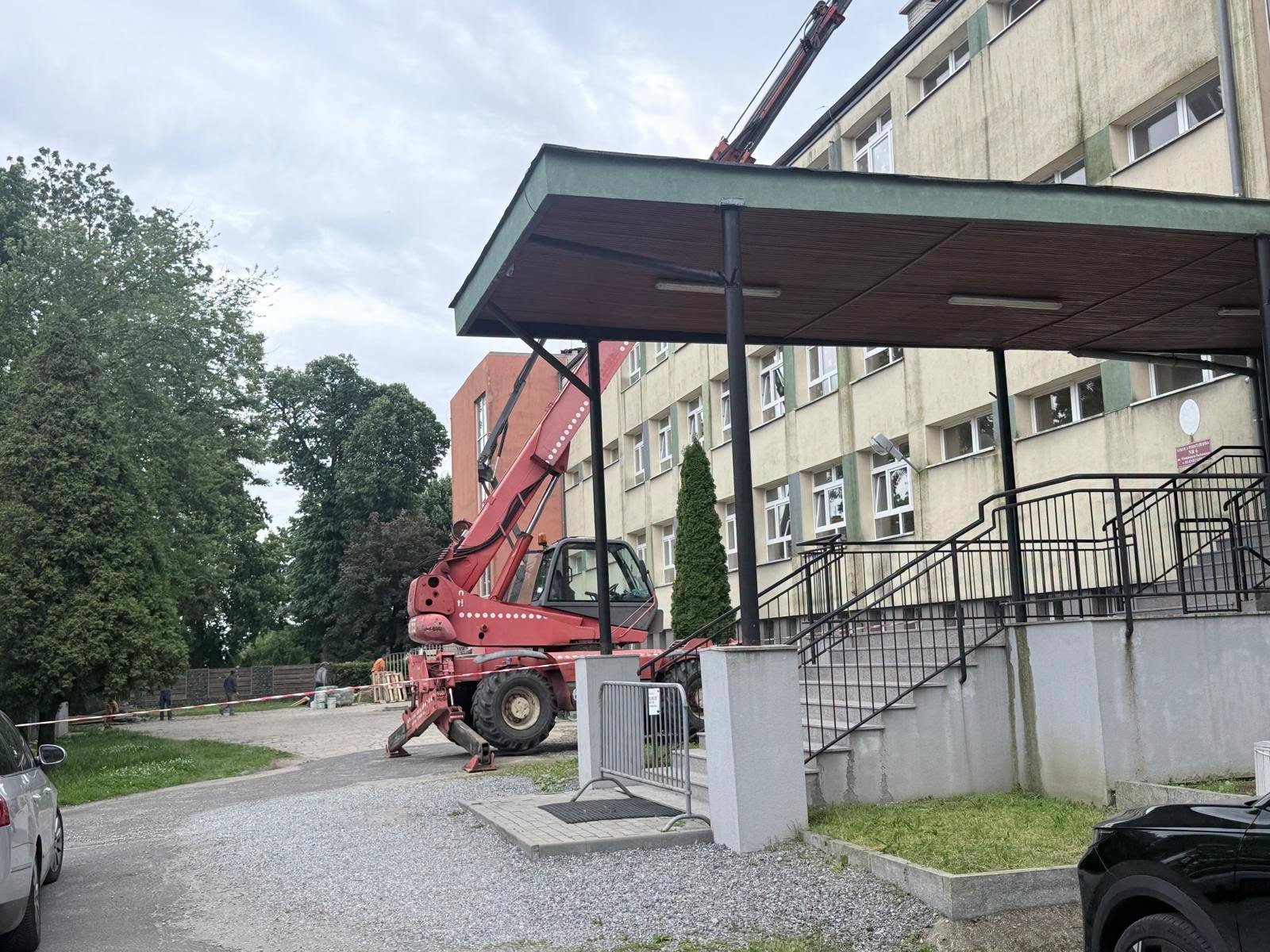 Szkoła przy Cieplickiej w remoncie