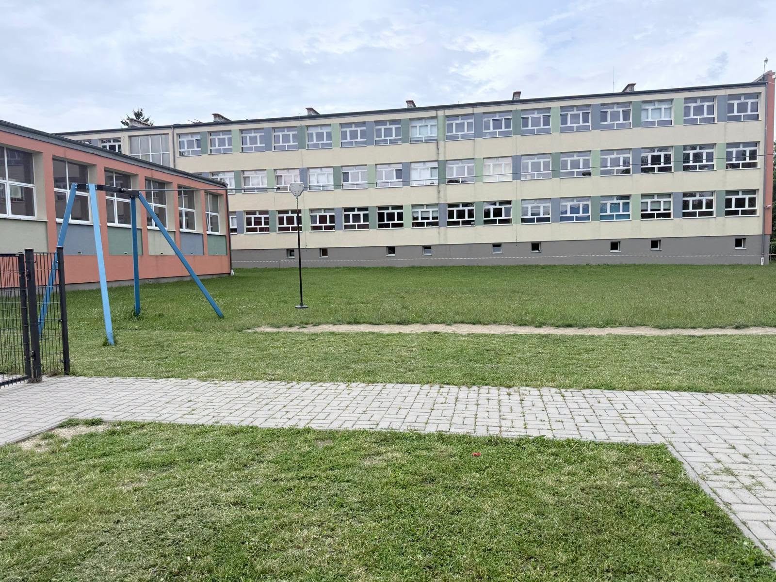Szkoła przy Cieplickiej w remoncie