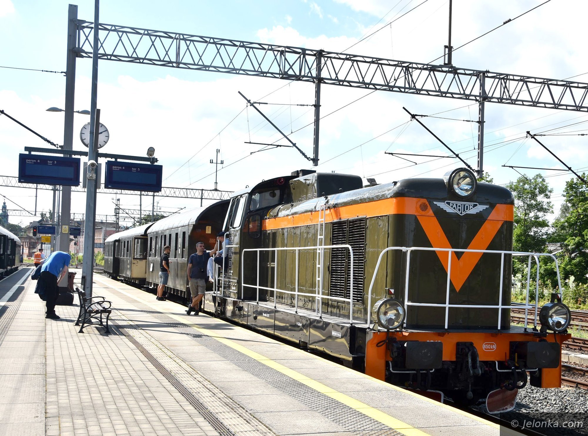 KD Retro wraca na trasę Jelenia Góra – Karpacz
