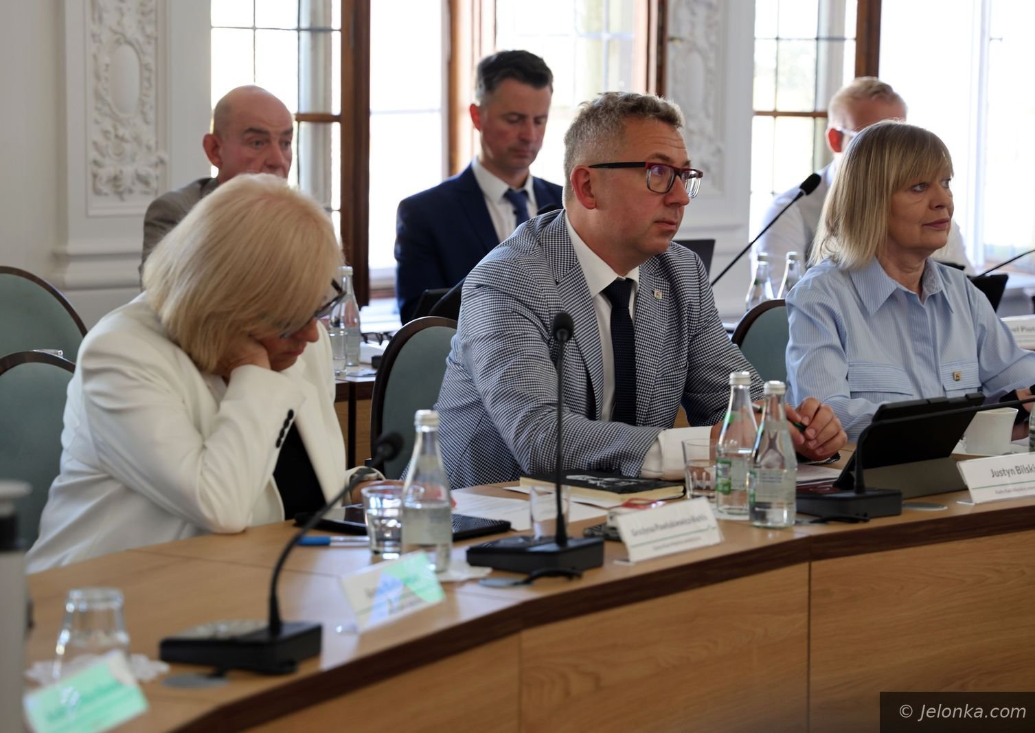 Wotum zaufania i absolutorium dla prezydenta Jeleniej Góry