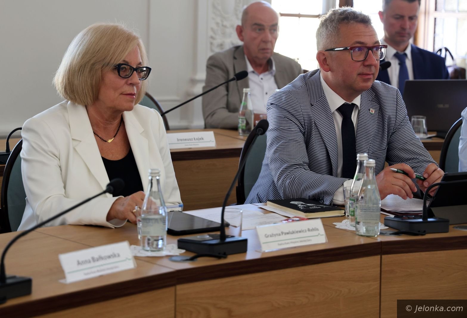 Wotum zaufania i absolutorium dla prezydenta Jeleniej Góry
