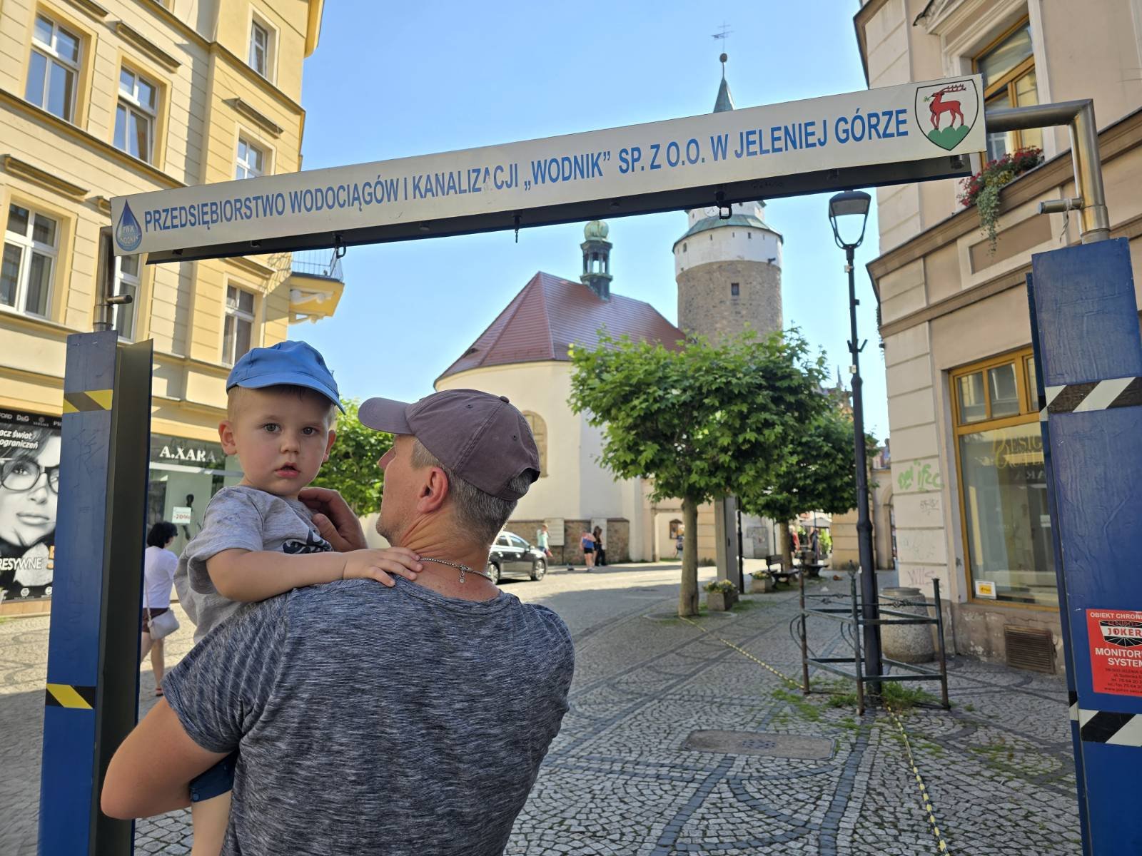 Kurtyna wodna w centrum Jeleniej Góry i w Cieplicach
