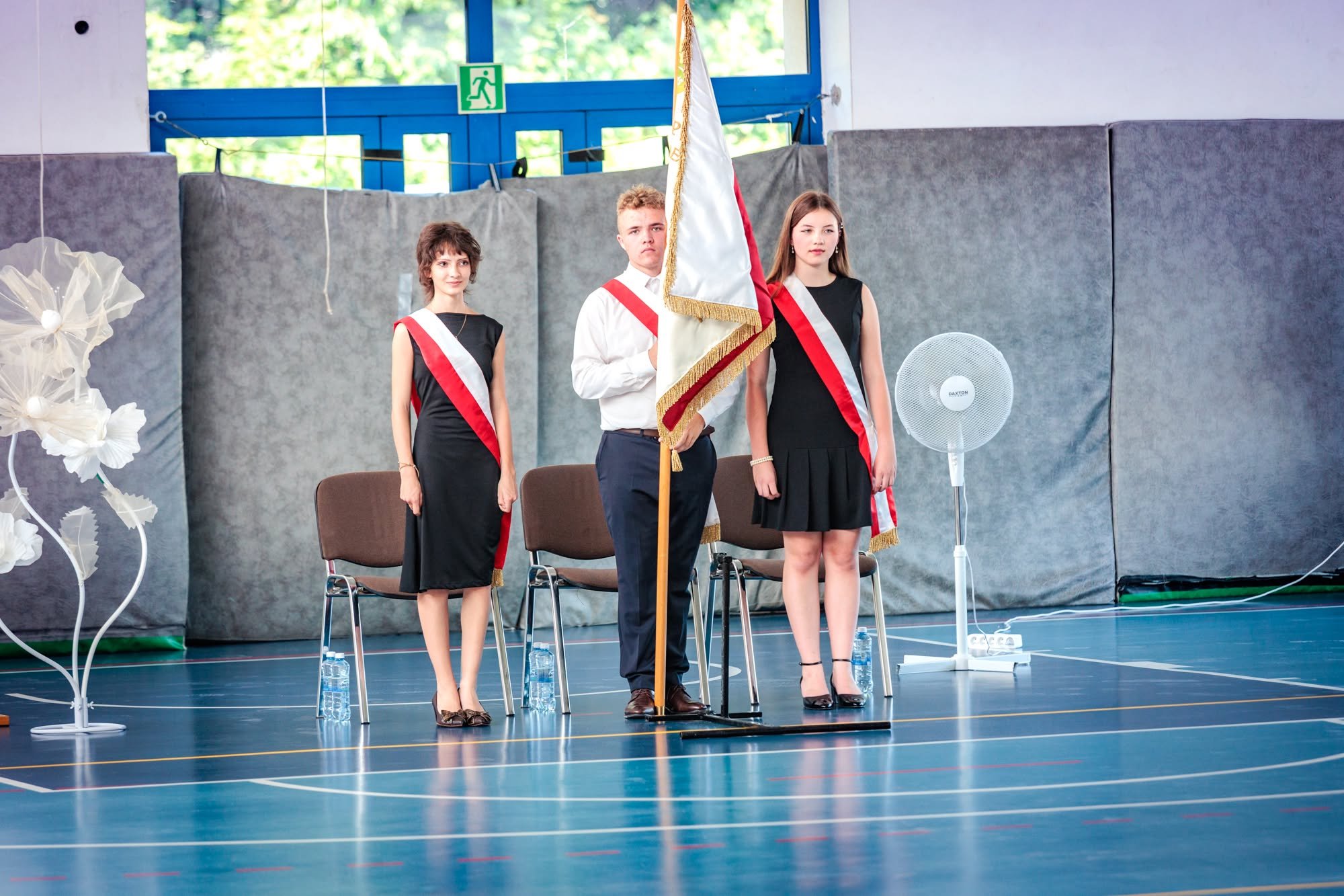 Świadectwa odebrane, czas na wakacje!