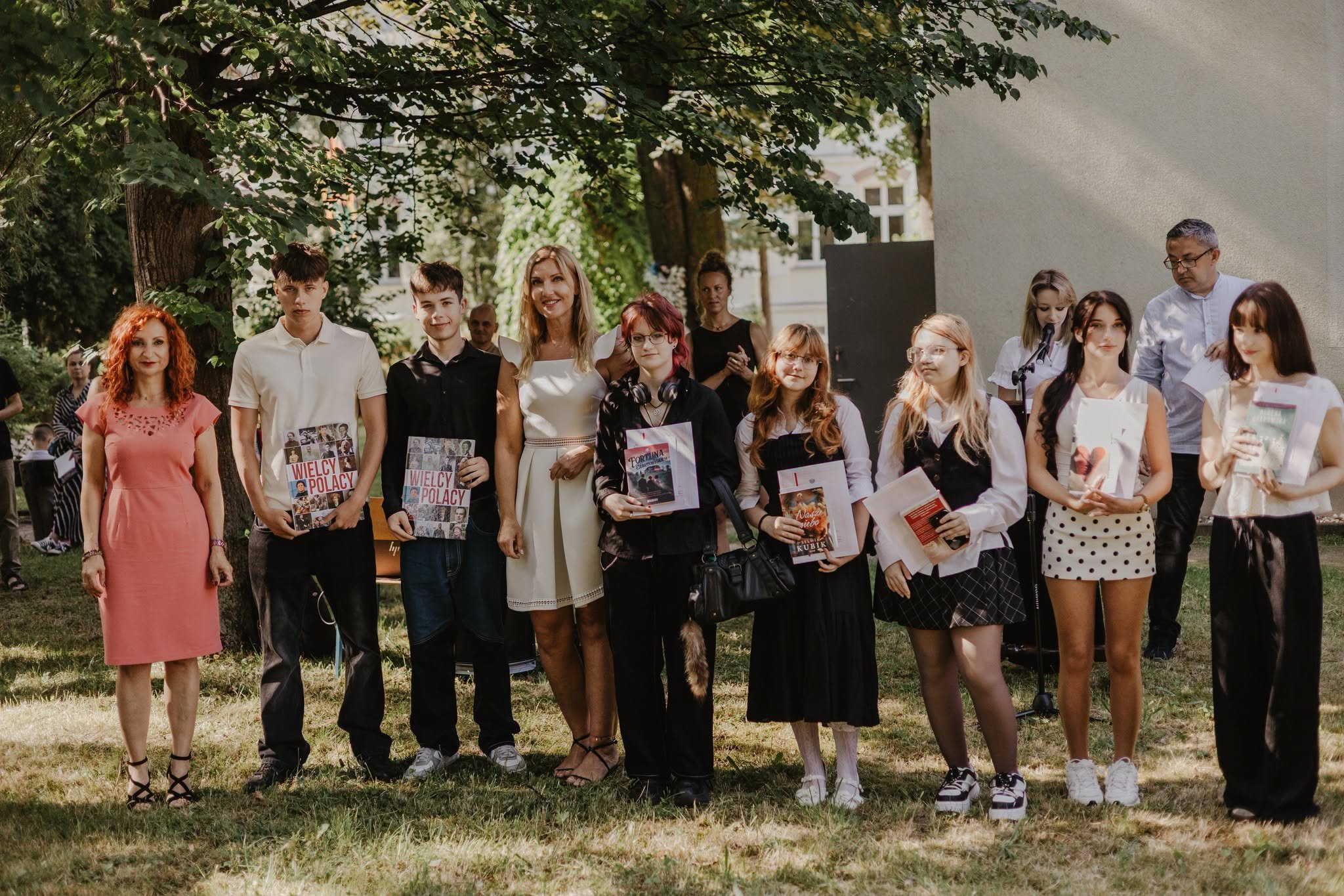 Zakończyli rok szkolny i rozpoczęli wakacje