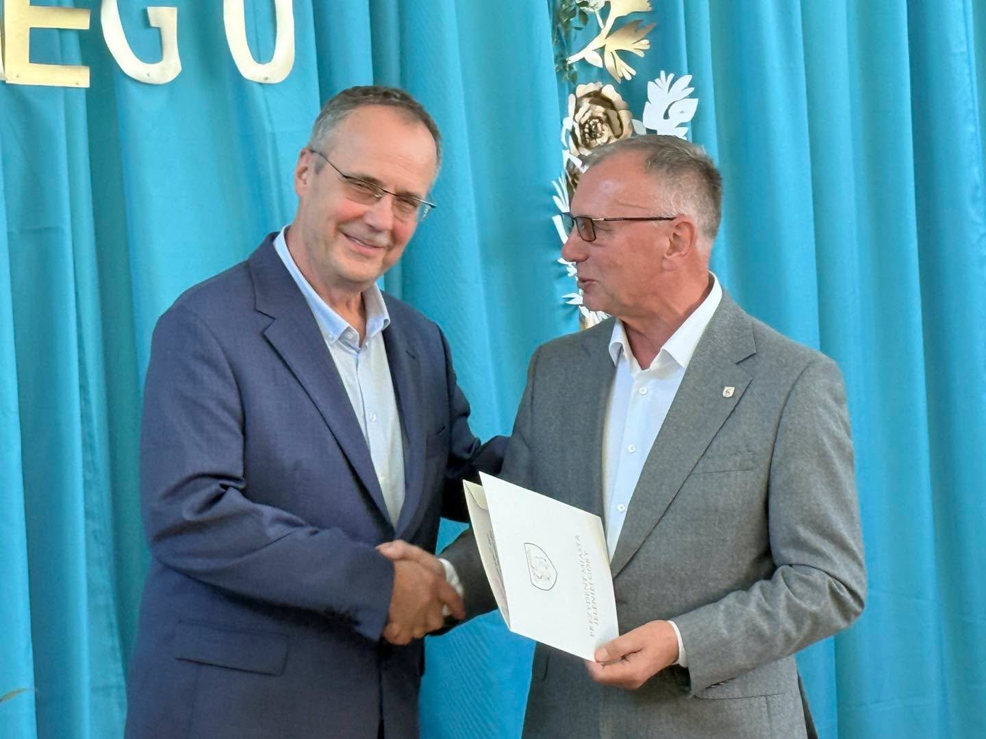 Pożegnania i nominacje w oświacie