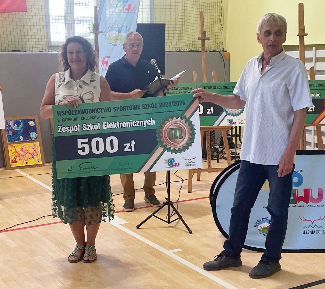 Sportowe sukcesy szkół nagrodzone