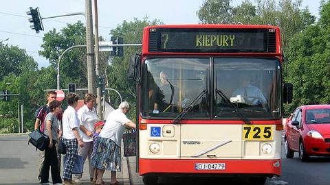 Na korektę rozkładu jazdy jednej ze strategicznych linii MZK czekają nie tylko zabobrzanie.