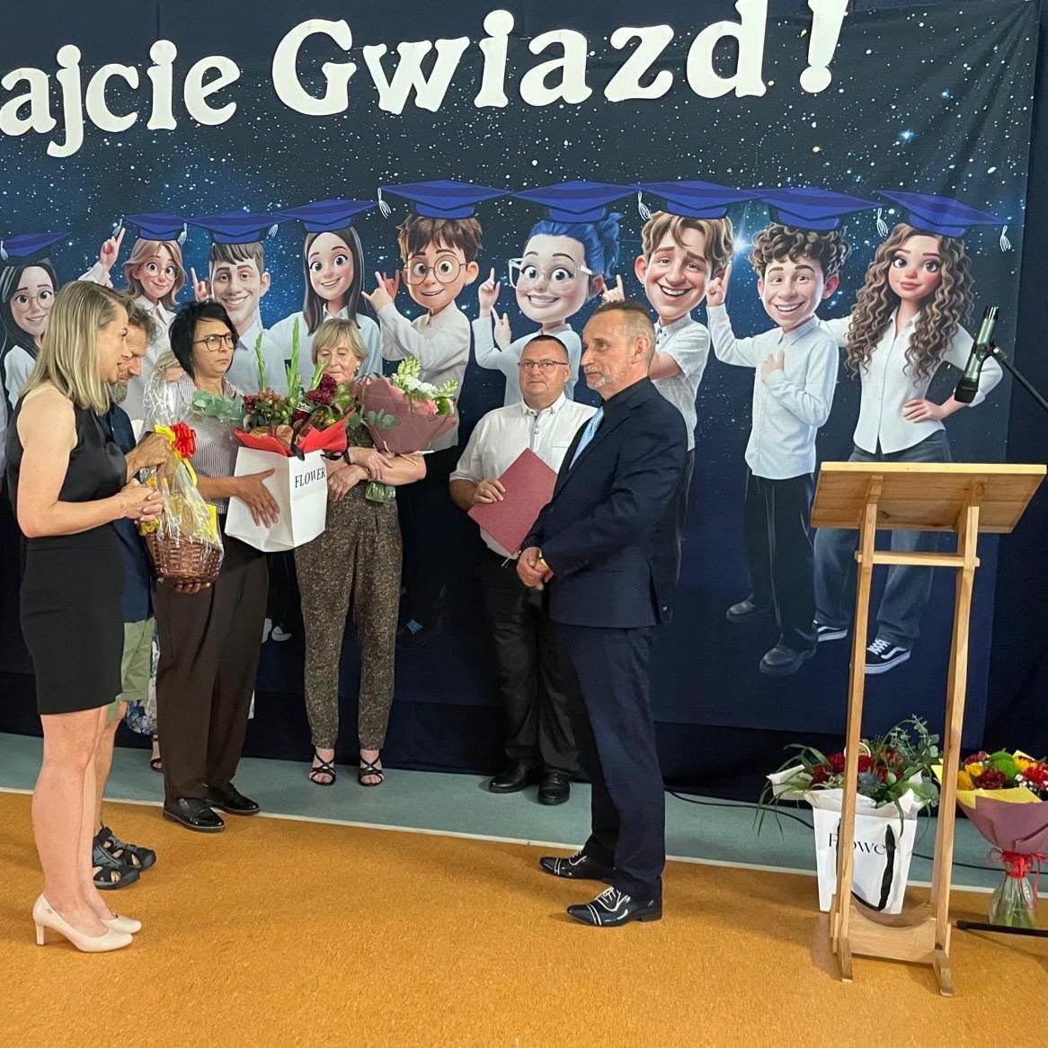 Stypendia, nagrody i zmiany w szkołach