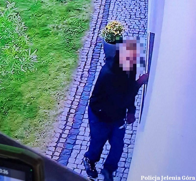 Złodziej okradł dom w nocy, gdy wszyscy spali