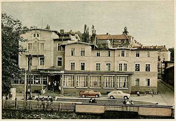 Dom Turysty – wcześniej Hotel Przemysłowy.