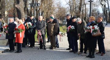 Hołd ofiarom katastrofy smoleńskiej