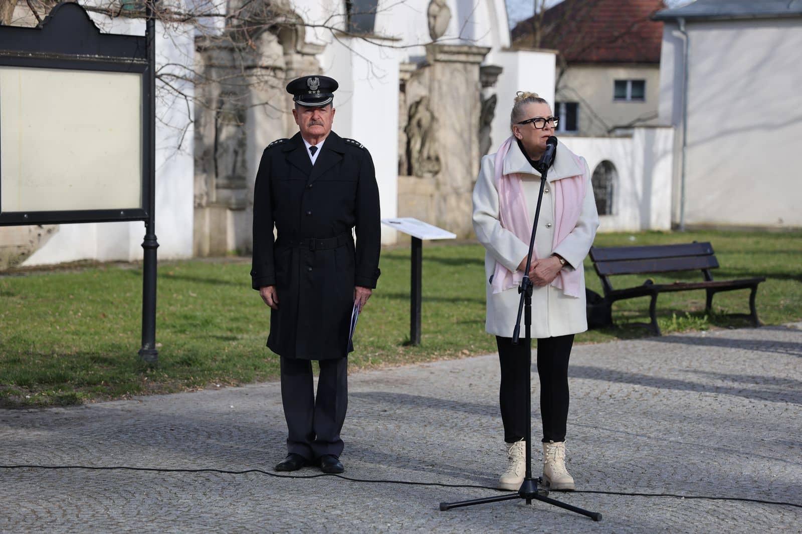 Hołd ofiarom katastrofy smoleńskiej