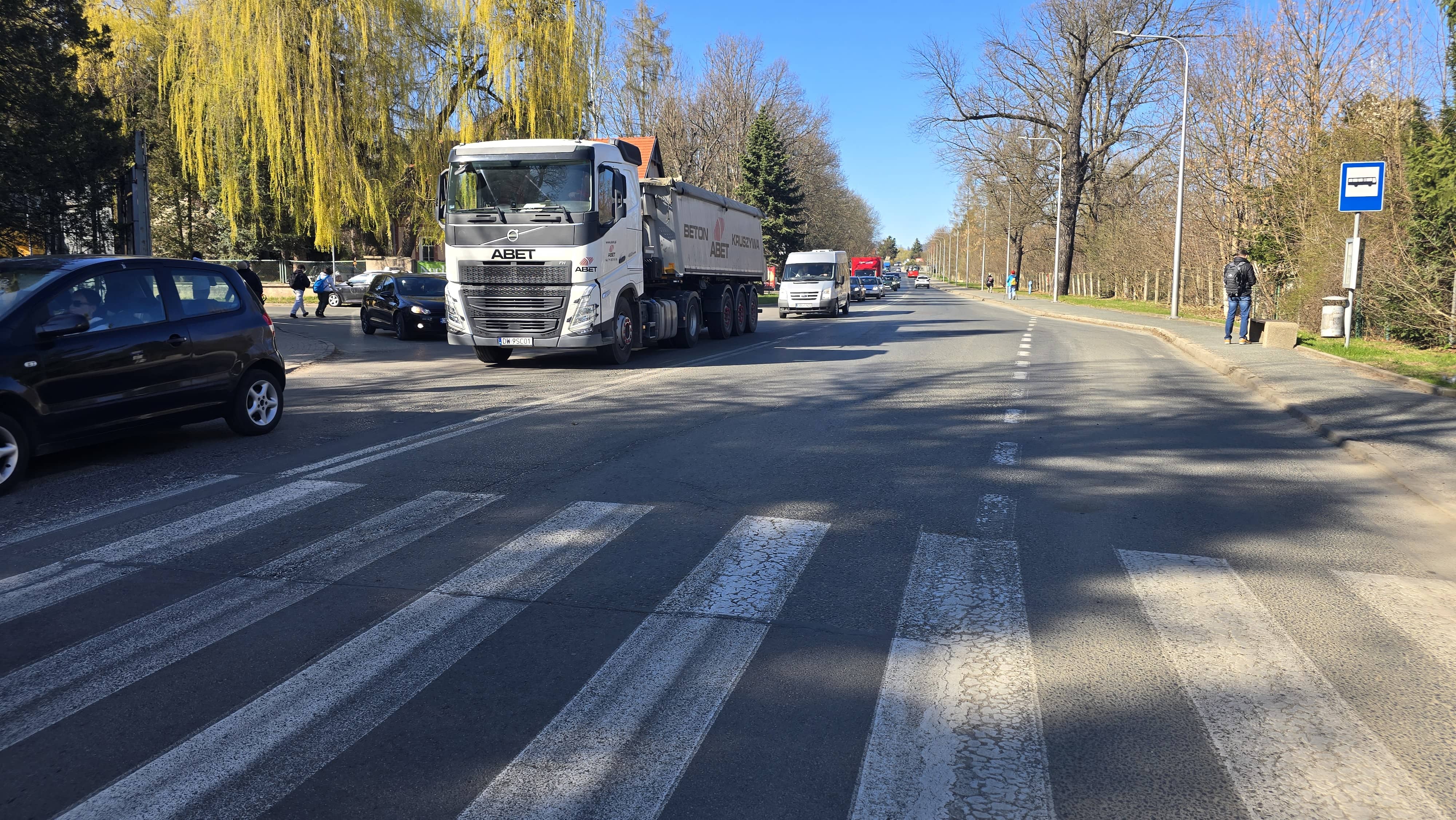 Chwila nieuwagi i...karambol gotowy